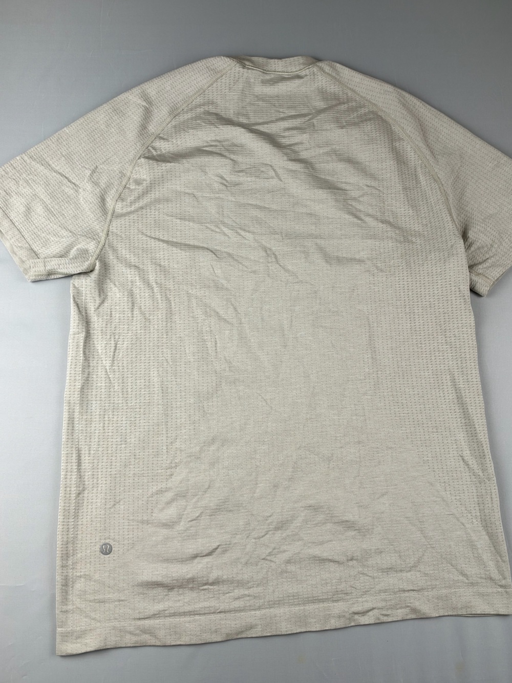 Lululemon Metal Vent tech short sleeve shirt size Medium